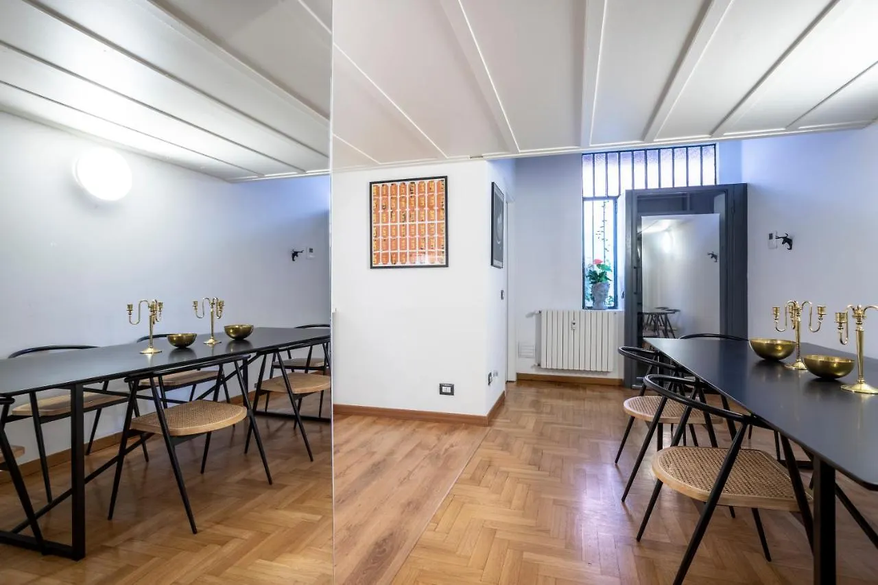 Duomo 15 Minuti A Piedi Luxury*Wifi*Netflx Apartment Milan